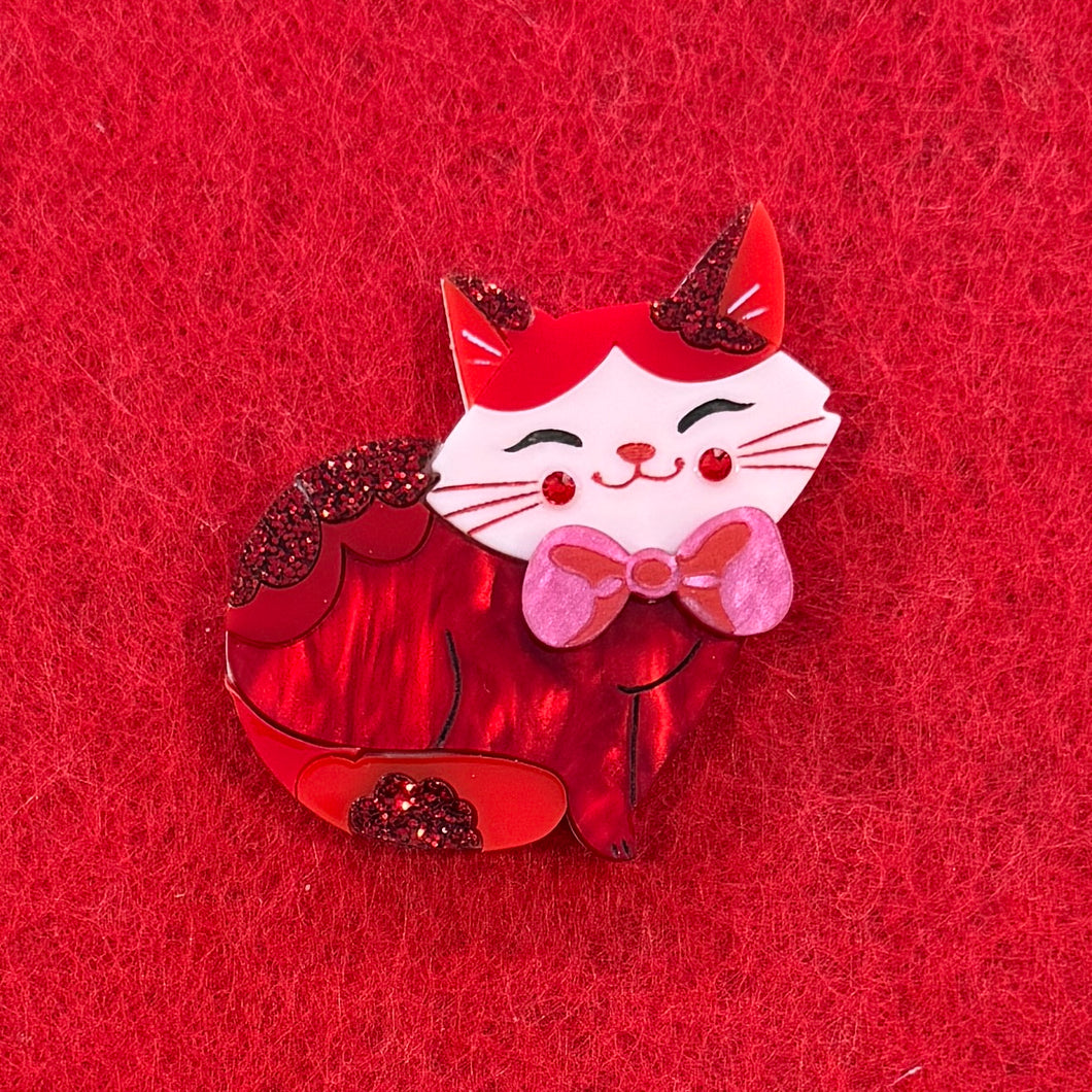 Ruby ♦️ cat - Brooch