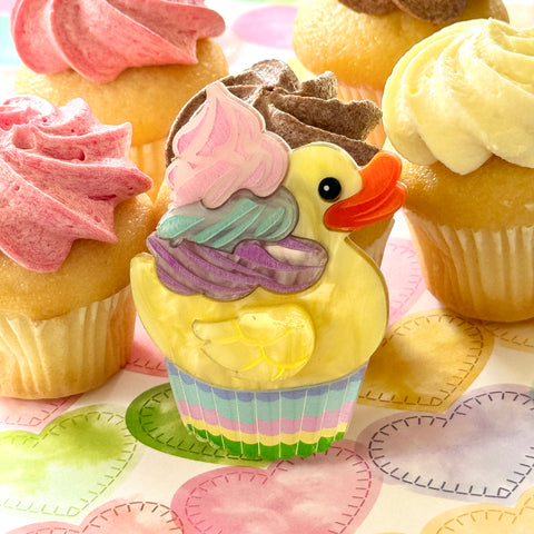 Cupcake 🧁 Ducky - Brooch