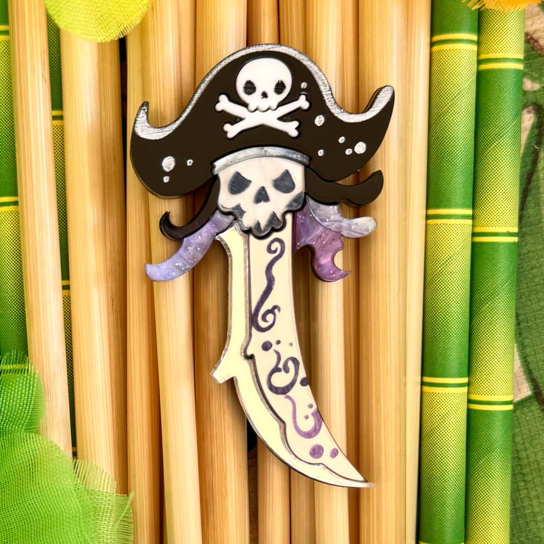 Pirate’s blade 🏴‍☠️ 🗡️ - Brooch