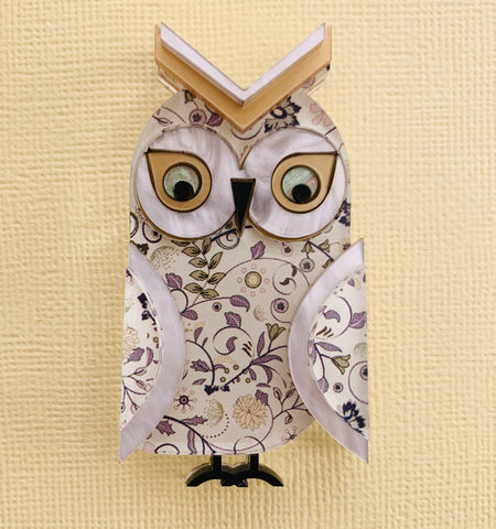 Regal Charles the Great horned owl - Brooch