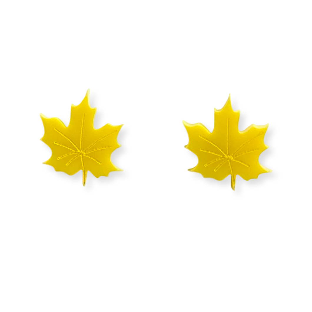 Yellow autumn leaf - Stud