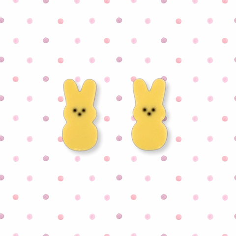 Yellow marshmallow  bunny 🐰 - stud
