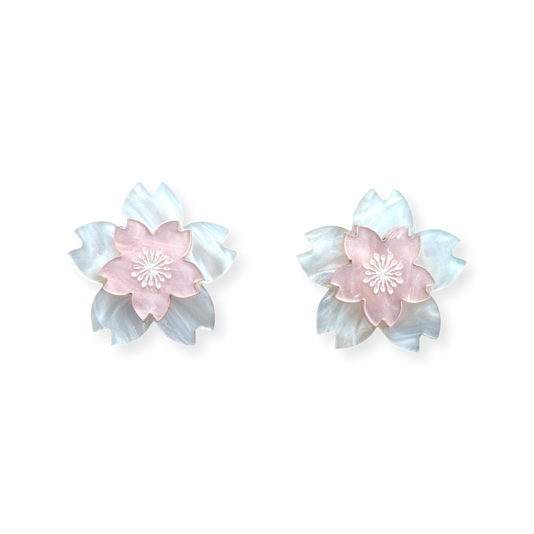 White cherry blossom 🌸 - Stud Earrings