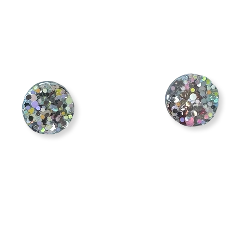 Silver Glitter resin pour - Stud earrings