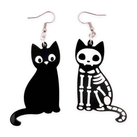 Skelly Cat - earrings